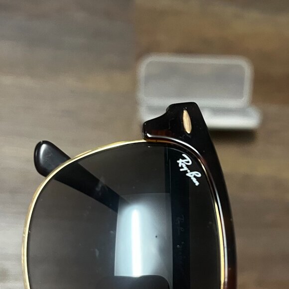 Ray-Ban Clubmaster Sunglasses - Tortoise On Gold - like new ray bans 49-21 - Picture 4 of 8